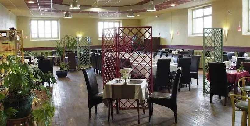 Hotelli Le Relais Du Nevet