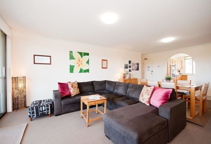 Отель The Dunes, Unit 17/38 Marine Drive