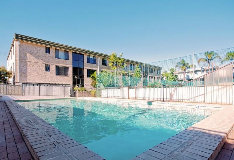 Отель The Dunes, Unit 17/38 Marine Drive