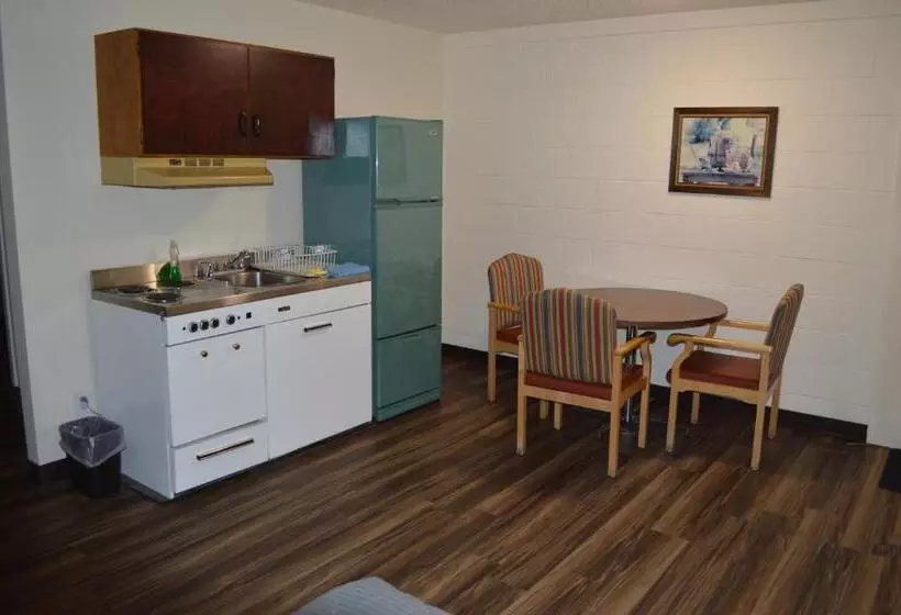 A1 Motel And Campground