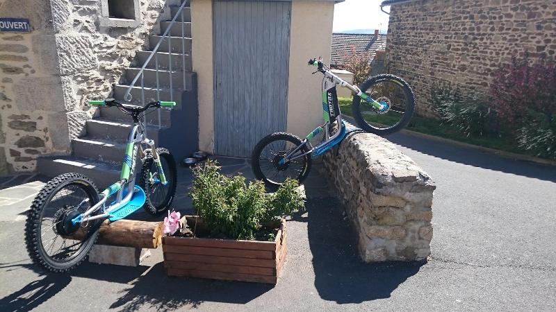 膳宿费 L'astrassadou