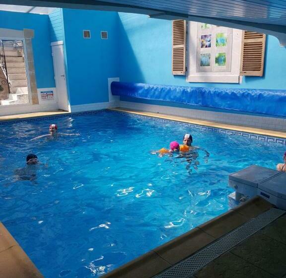 פנסיון Les Insolites Du Grand Logis