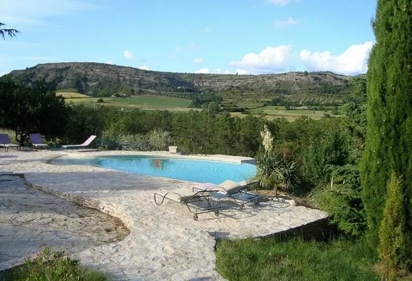 ペンション Le Jas De Péguier