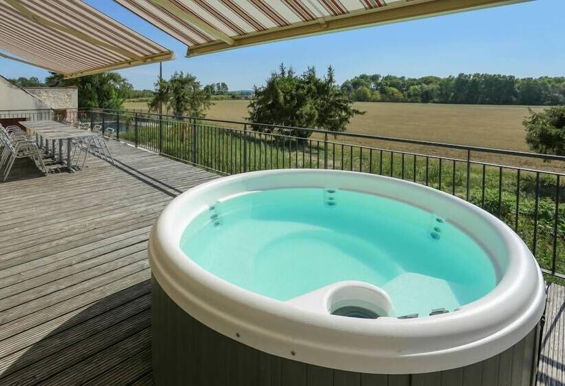 פנסיון Le Manoir De Hauterive