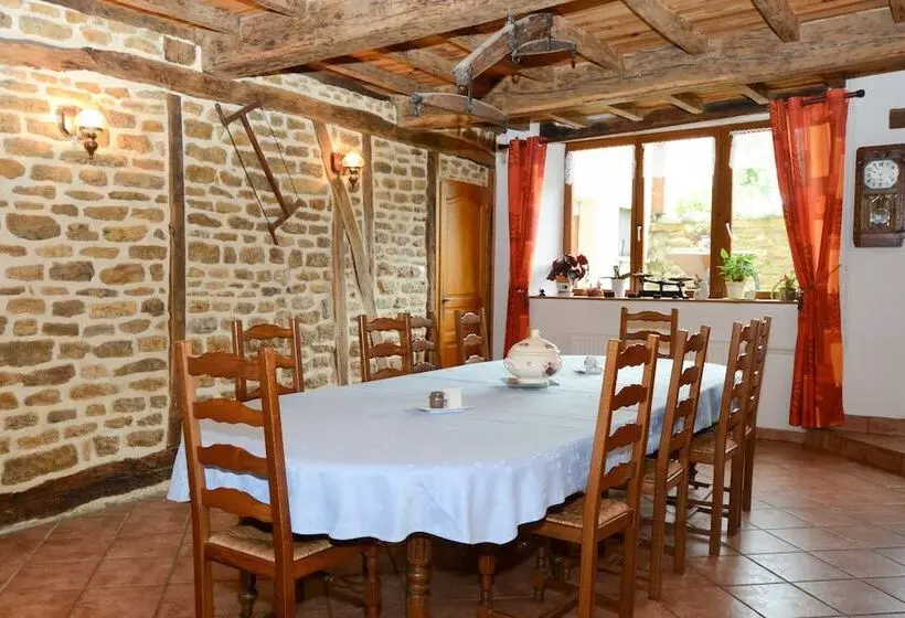 Majatalo L'hirondelle