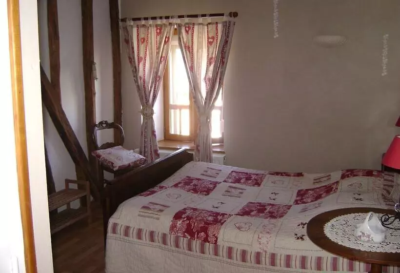 Majatalo L'hirondelle