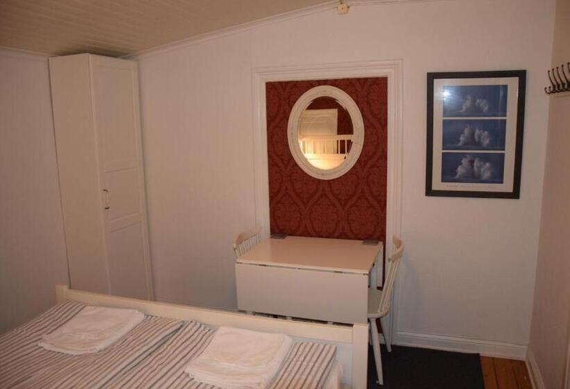 بنسيون åsa Gästis