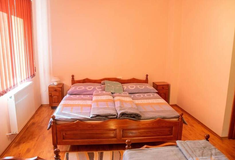 پانسیون Zöld Tündér