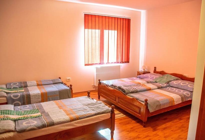 پانسیون Zöld Tündér