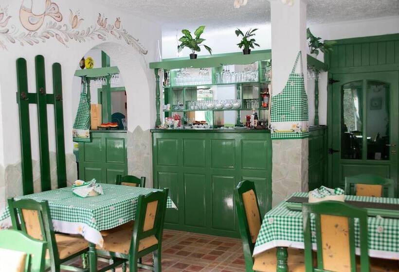 پانسیون Zöld Tündér