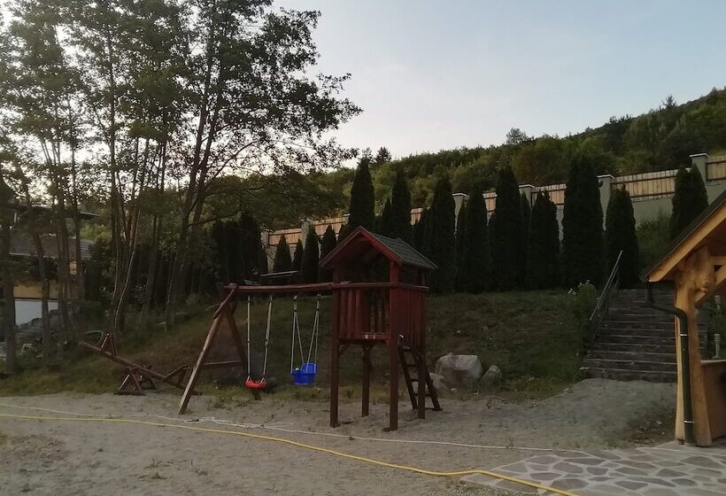 پانسیون Zöld Tündér