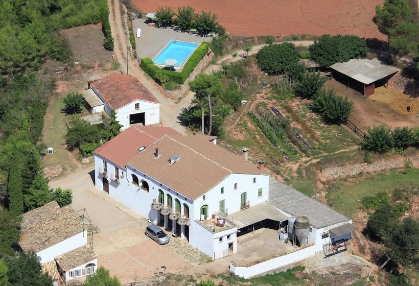 Agritourism In An Agriculture And Livestock Enterprise