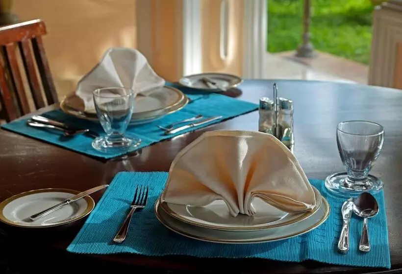 ペンション Airport Square Villa