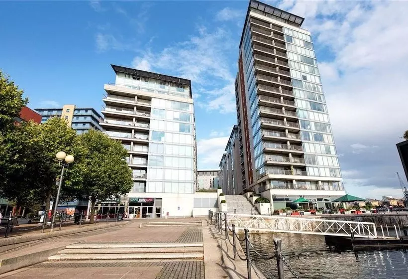 ペンション Royal Docks Guesthouse By Luxhabitat