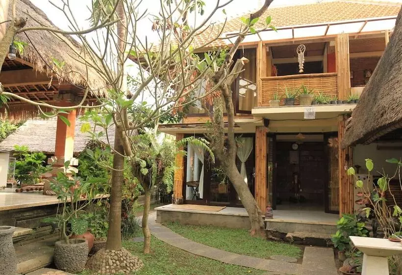 ベッドアンドブレックファースト Desa Cepaka Homestay