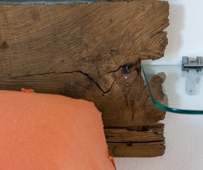 Casa De Las Letrinas Bajas