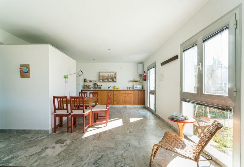 Casa De Las Letrinas Bajas