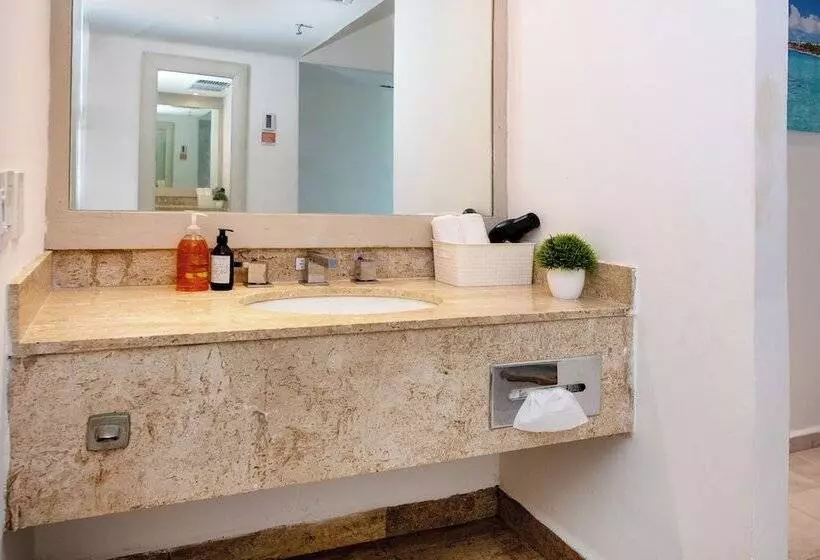 Condo 2 Bdr 5pax En Resort