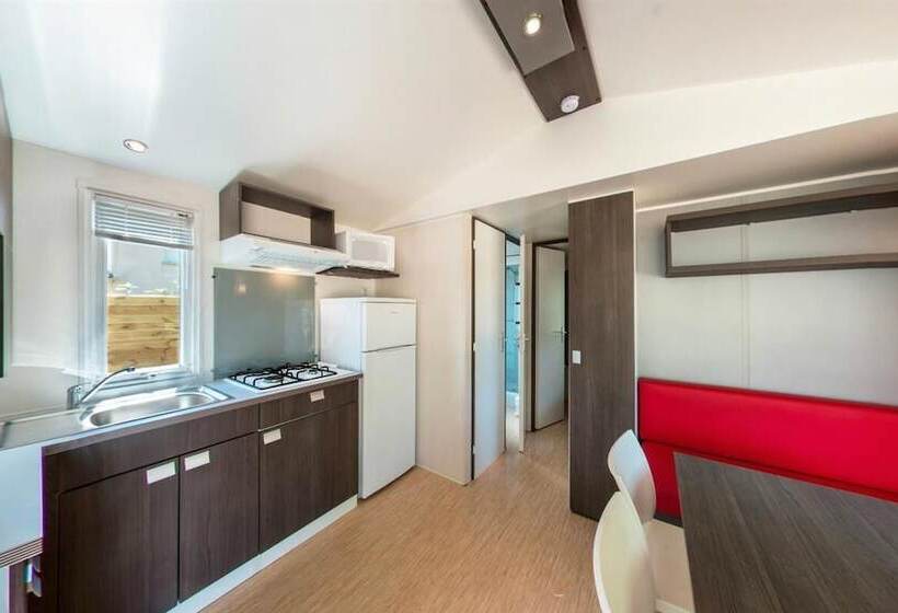 ホテル Camping Le Chenal