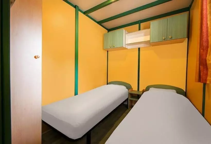 ホテル Camping Le Chenal