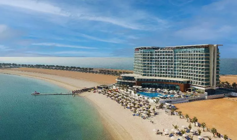 هتل Hampton By Hilton Marjan Island