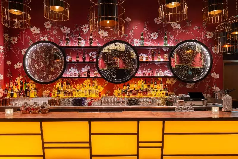 هتل Hampton By Hilton Marjan Island