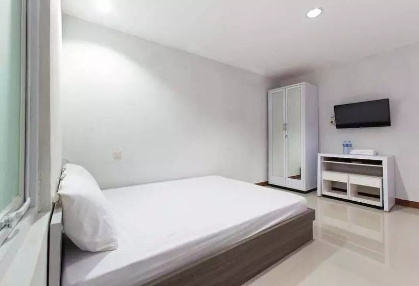 Otel Reddoorz @ Cideng