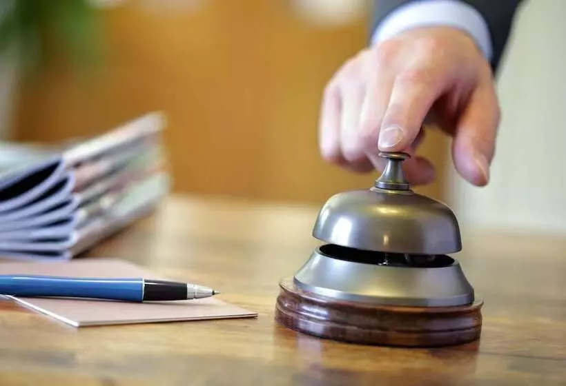 Otel Reddoorz @ Cideng