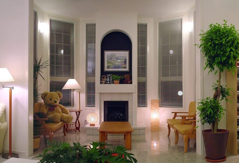 فندق على الطريق Family Lodge Hatagoya Kobuchisawa