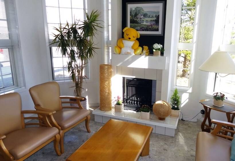 فندق على الطريق Family Lodge Hatagoya Kobuchisawa
