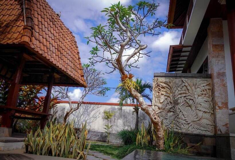 Pensão Sridhana House