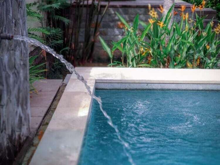 Pensão Sridhana House