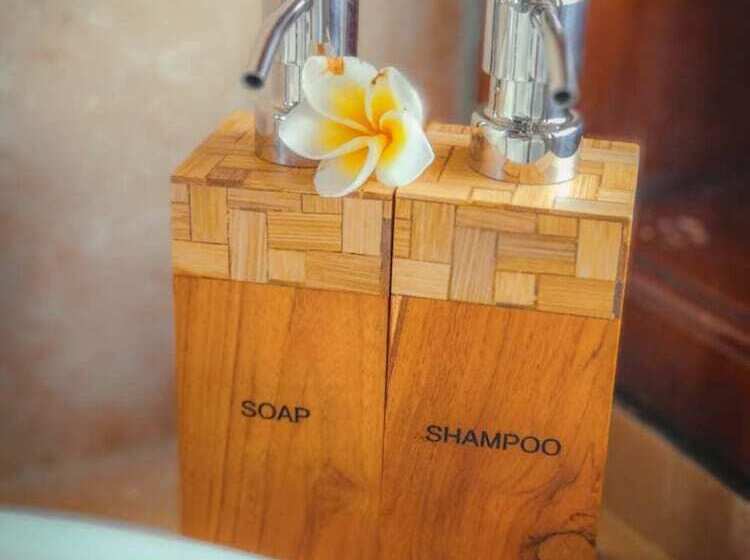 Pensão Sridhana House