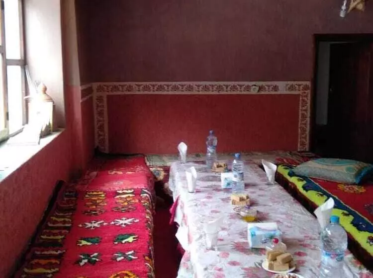 Majatalo Taghia Gîte Ahansal