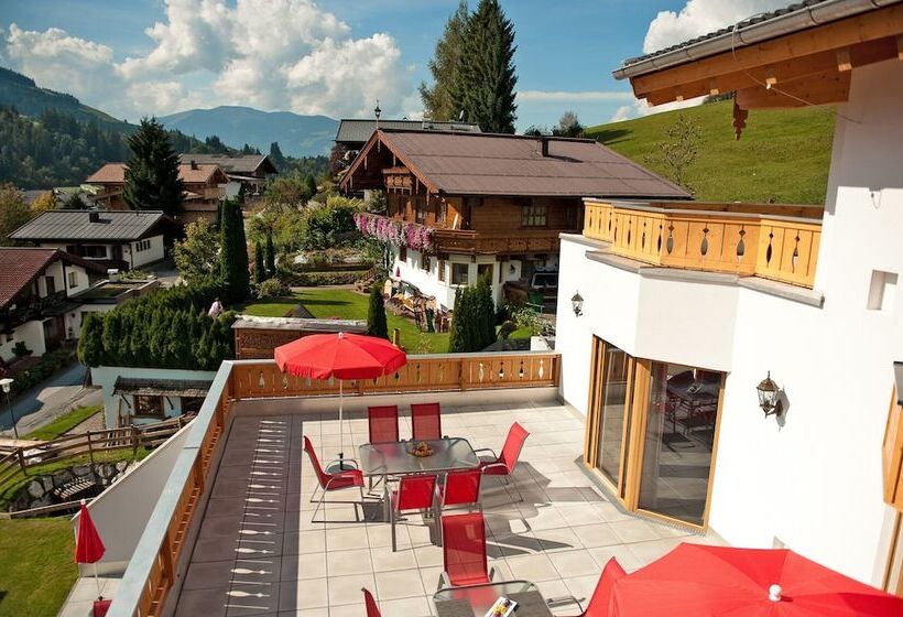 Alpenparks Maria Alm   Appartments