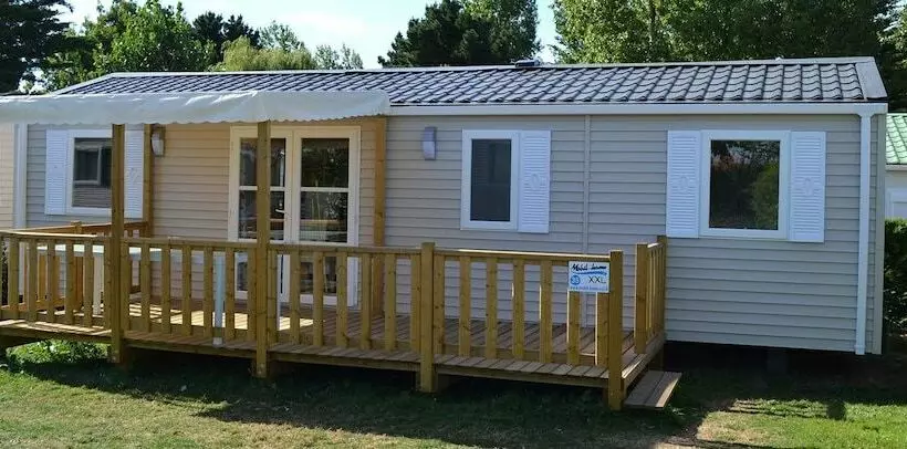 Hotelli Camping L évasion   Mobilhomes