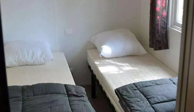 Hotelli Camping L évasion   Mobilhomes