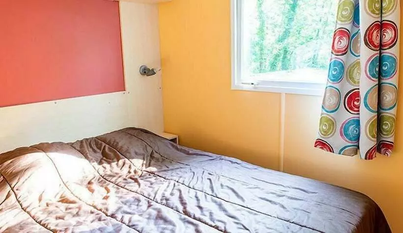 Hotelli Camping L évasion   Mobilhomes