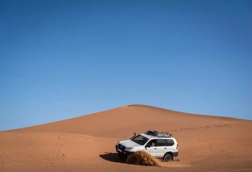ホテル Desert Bivouac