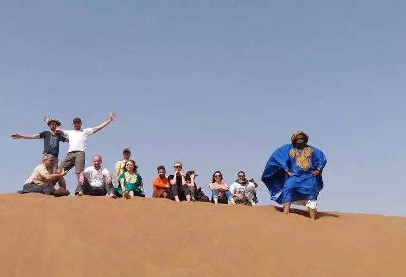 ホテル Desert Bivouac