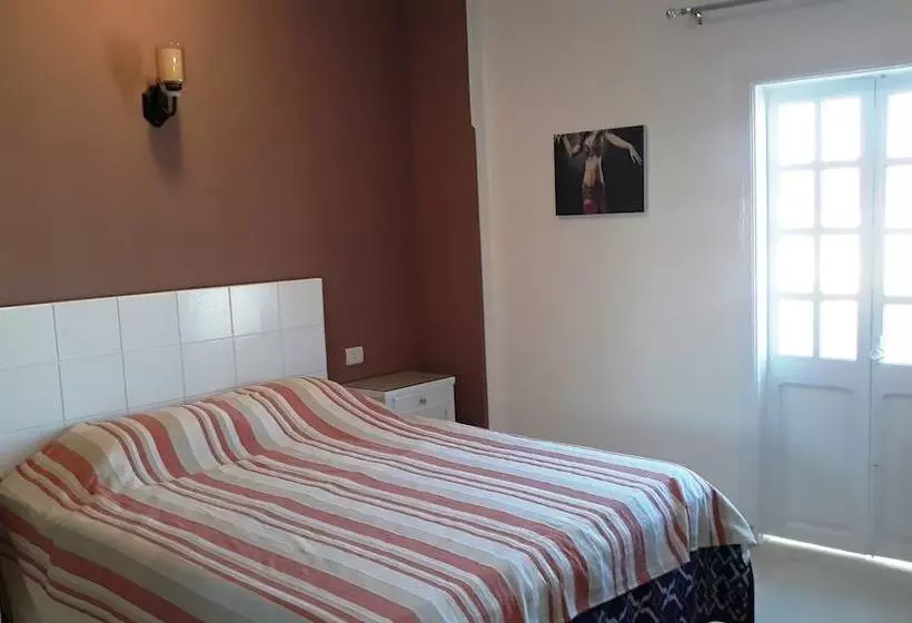هتل Luxury Senmut Apartments