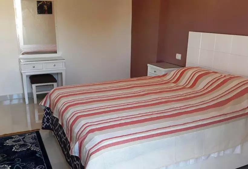 هتل Luxury Senmut Apartments