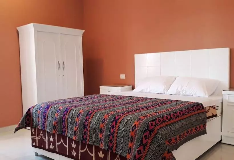هتل Luxury Senmut Apartments