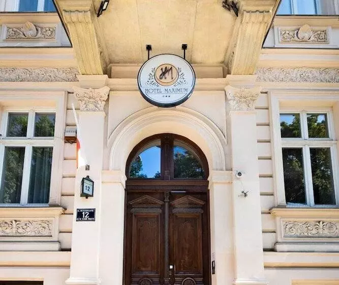 Hotelli Maximum