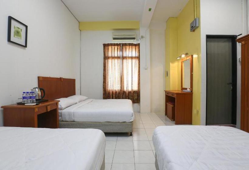 Hotel Oyo 89931 Aqamar Raxxiz Inn 1