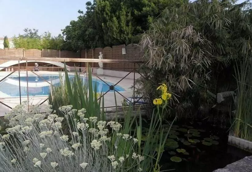 Hotelli Provence Roulottes