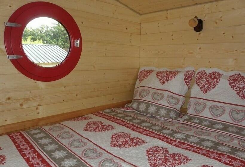 Отель Provence Roulottes