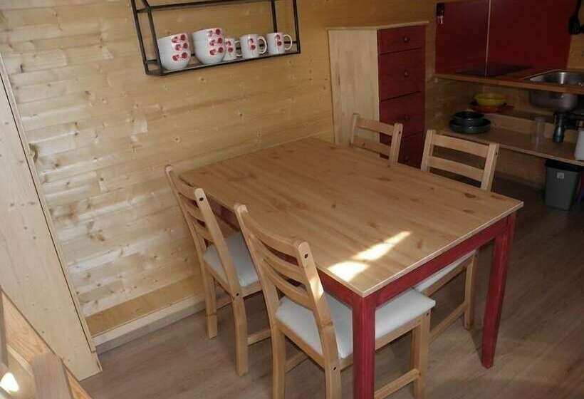 Отель Provence Roulottes