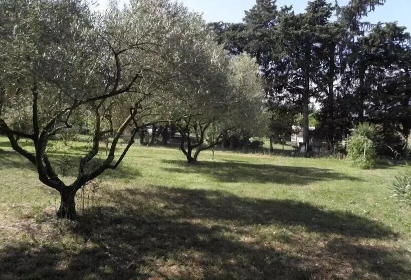 Hotelli Provence Roulottes