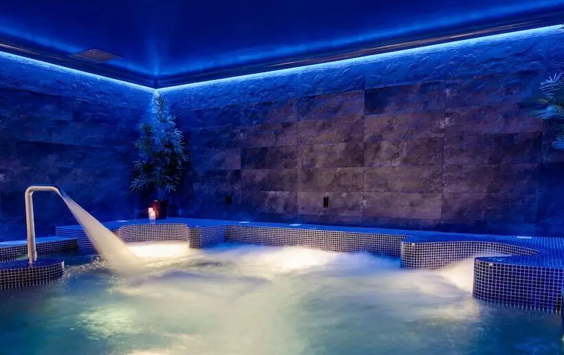 Hotelli The Lodges At Kilkea Castle